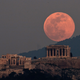 Illustration for article titled I Only Care About This Giant Super Moon If It Is Inside My Living Room